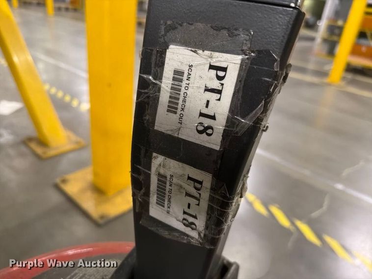 image for item NF9654 2005 Raymond 112TMFRE80L pallet jack