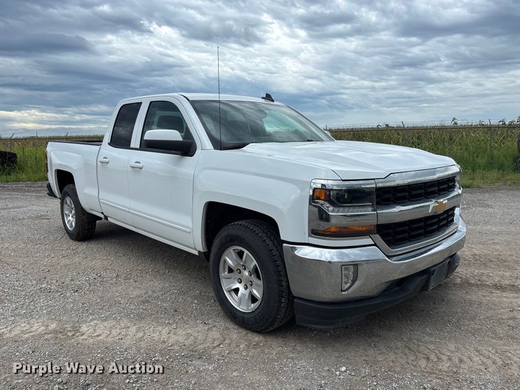 image for item NM9943 2018 Chevrolet Silverado 1500 Ext. Cab pickup truck