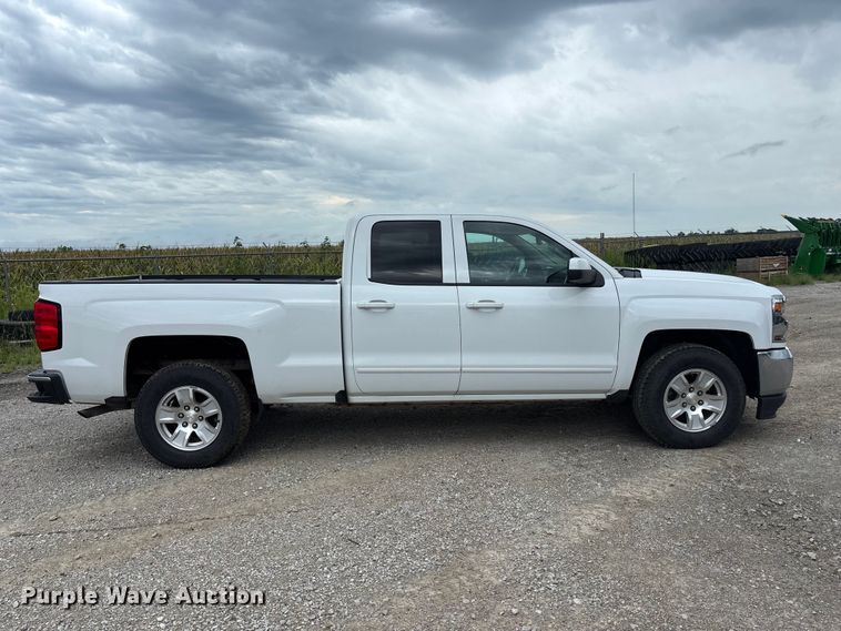 image for item NM9943 2018 Chevrolet Silverado 1500 Ext. Cab pickup truck