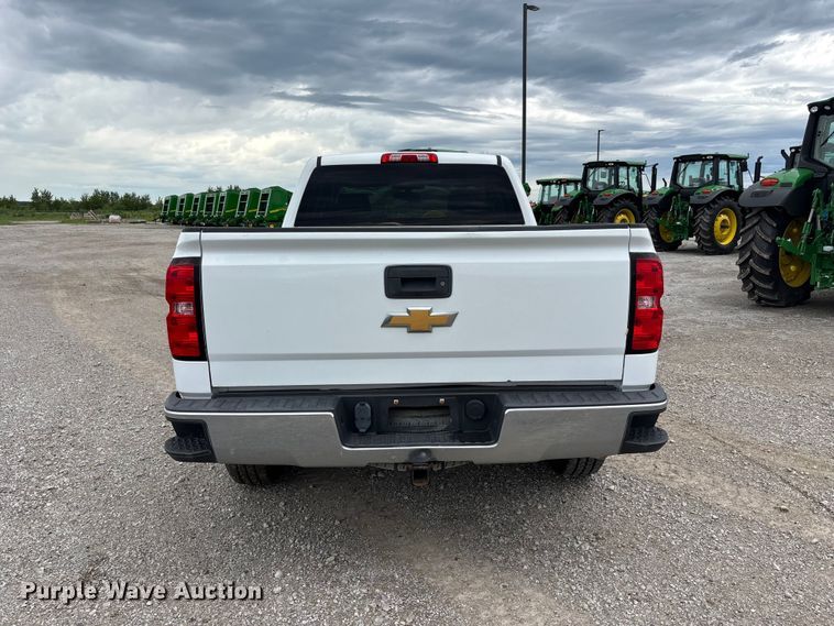 image for item NM9943 2018 Chevrolet Silverado 1500 Ext. Cab pickup truck