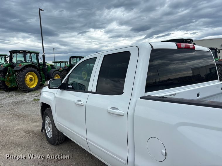 image for item NM9943 2018 Chevrolet Silverado 1500 Ext. Cab pickup truck