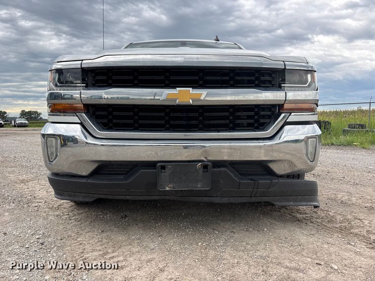 image for item NM9943 2018 Chevrolet Silverado 1500 Ext. Cab pickup truck
