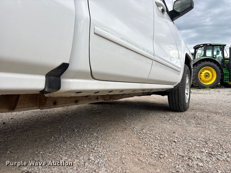 image for item NM9943 2018 Chevrolet Silverado 1500 Ext. Cab pickup truck