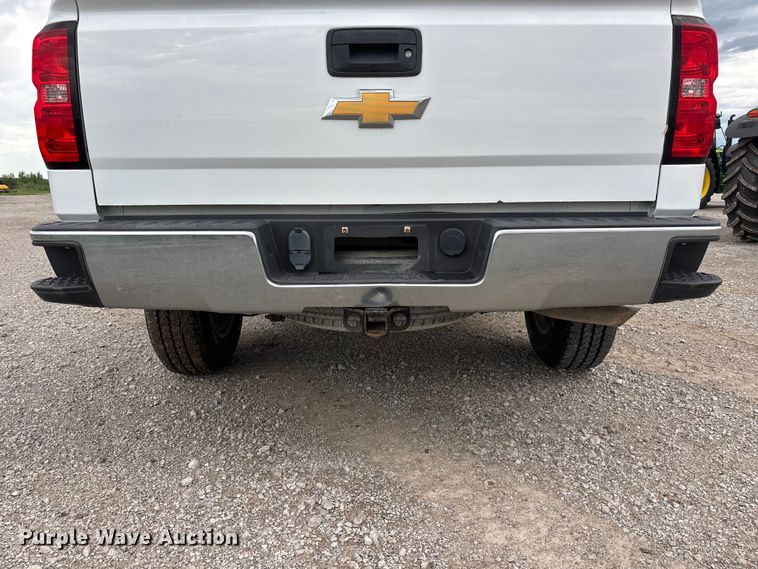 image for item NM9943 2018 Chevrolet Silverado 1500 Ext. Cab pickup truck