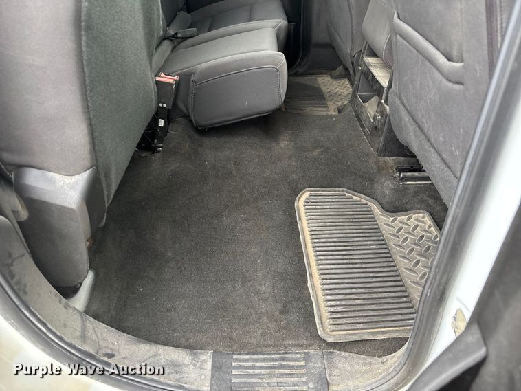 image for item NM9943 2018 Chevrolet Silverado 1500 Ext. Cab pickup truck