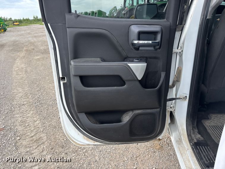 image for item NM9943 2018 Chevrolet Silverado 1500 Ext. Cab pickup truck