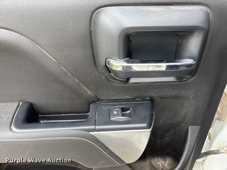 image for item NM9943 2018 Chevrolet Silverado 1500 Ext. Cab pickup truck