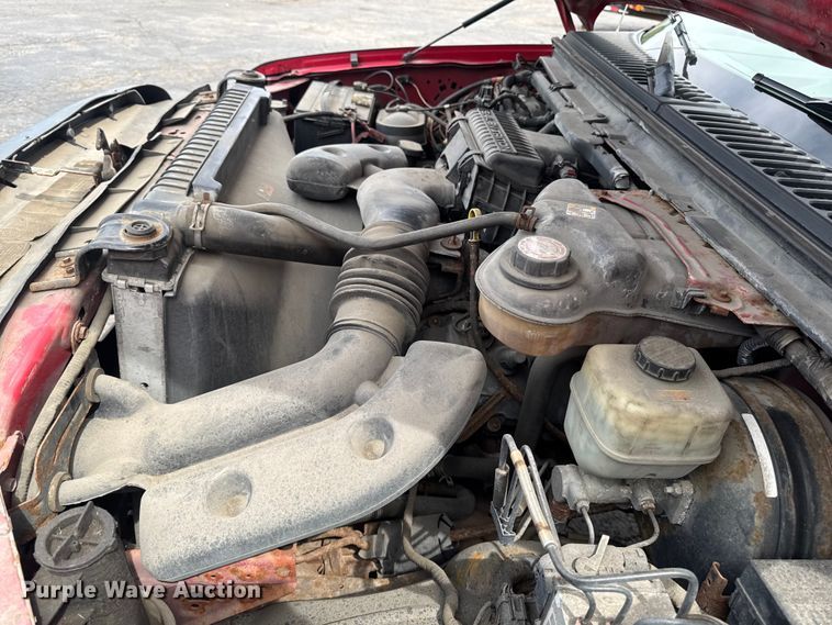 image for item OE9611 2005 Ford F250 Super Duty Ext. Cab pickup truck