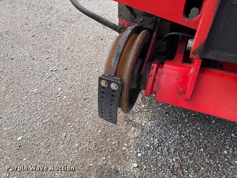 image for item OE9718 2018 Shuttlewagon Navigator NVX7035 railcar mover