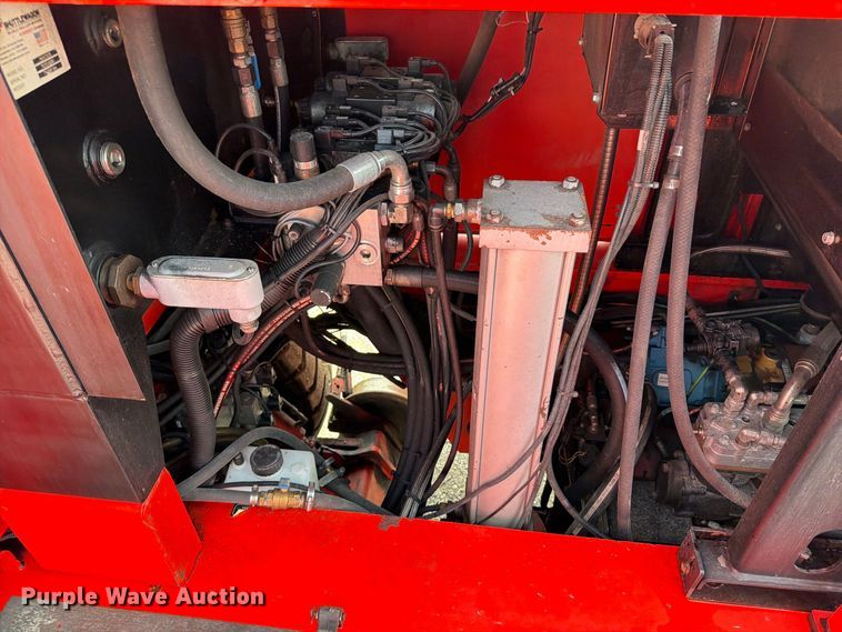 image for item OE9718 2018 Shuttlewagon Navigator NVX7035 railcar mover