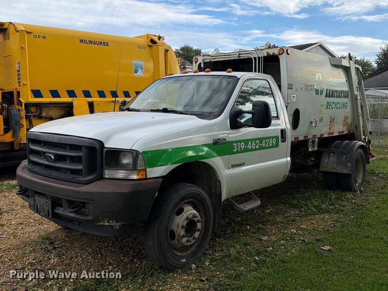 2003 Ford F450 Super Duty refuse truck