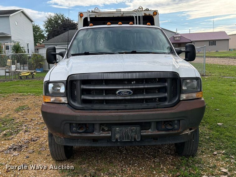 image for item OE9720 2003 Ford F450 Super Duty refuse truck