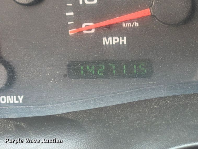 image for item OE9720 2003 Ford F450 Super Duty refuse truck
