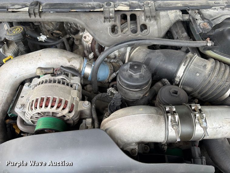 image for item OE9720 2003 Ford F450 Super Duty refuse truck
