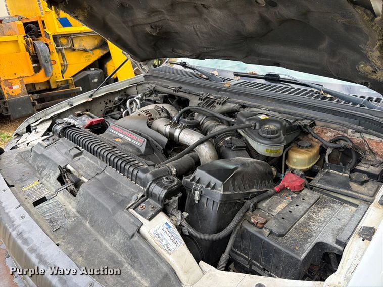 image for item OE9720 2003 Ford F450 Super Duty refuse truck