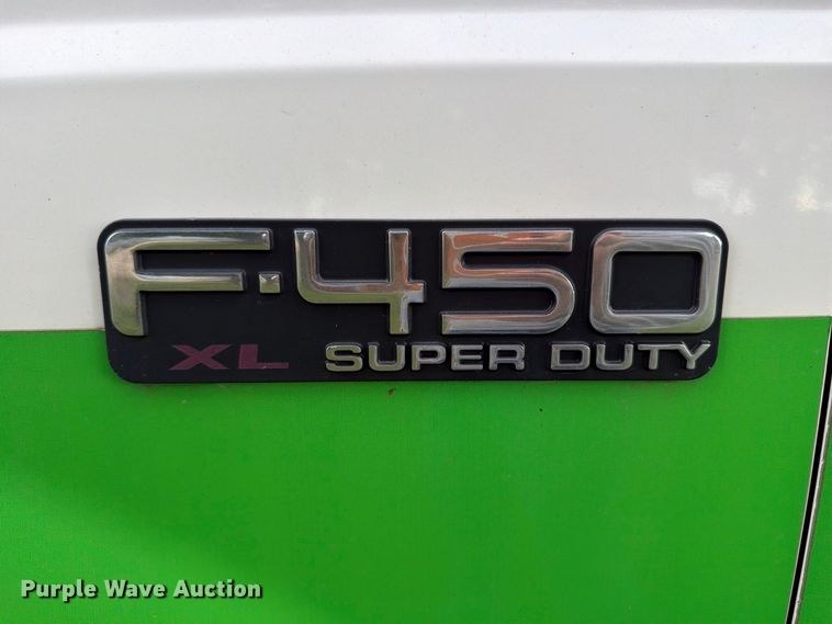 image for item OE9720 2003 Ford F450 Super Duty refuse truck