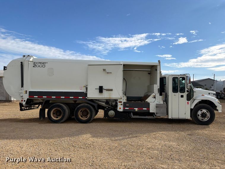 image for item OE9721 2007 International WorkStar 7400 refuse truck