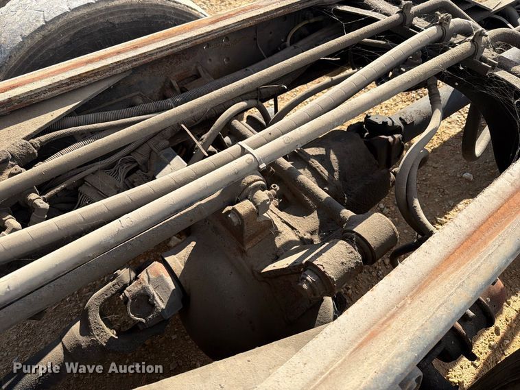 image for item OE9721 2007 International WorkStar 7400 refuse truck