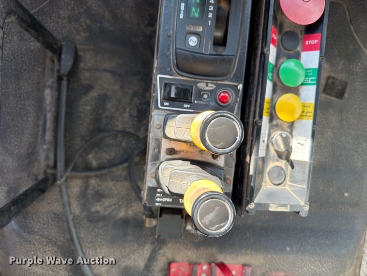 image for item OE9721 2007 International WorkStar 7400 refuse truck