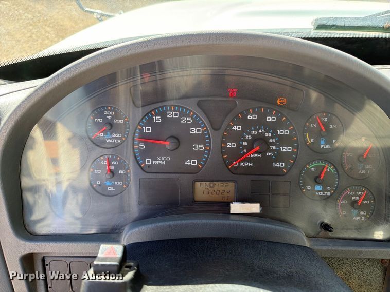 image for item OE9721 2007 International WorkStar 7400 refuse truck