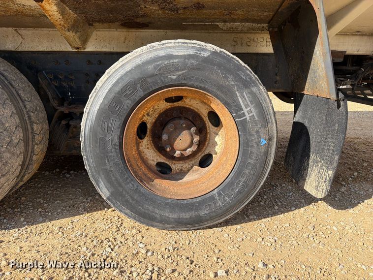 image for item OE9721 2007 International WorkStar 7400 refuse truck