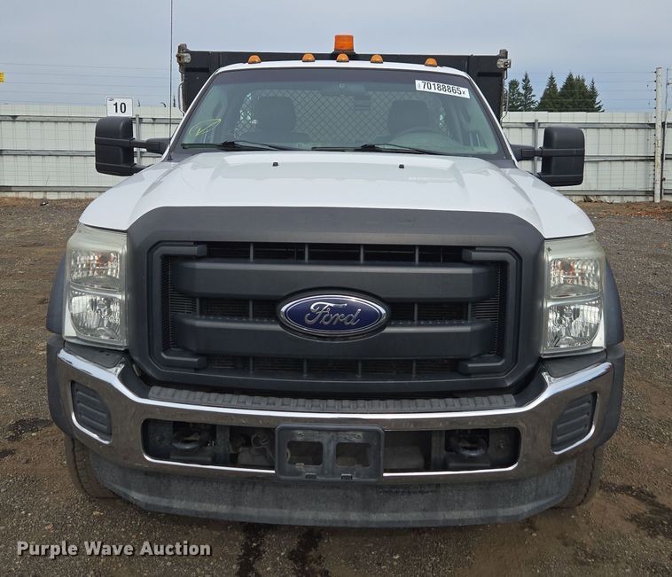 image for item YA1004 2015 Ford F450 Super Duty flatbed truck