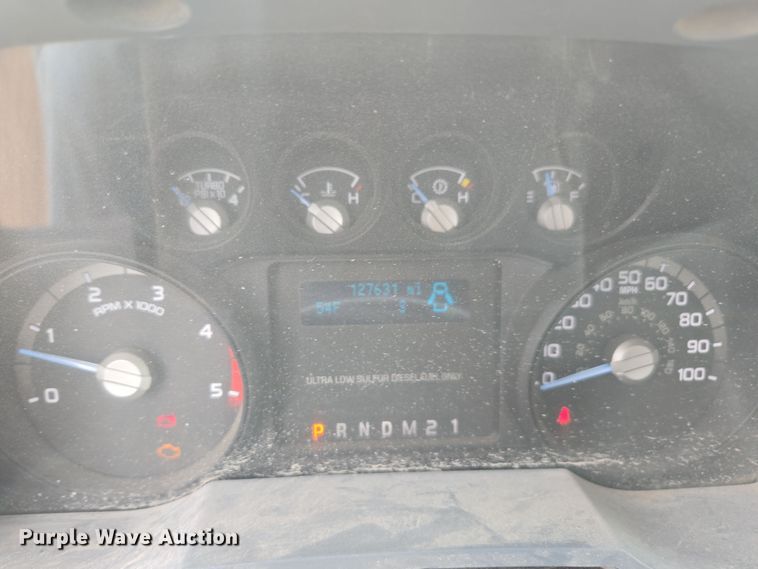 image for item YA1004 2015 Ford F450 Super Duty flatbed truck