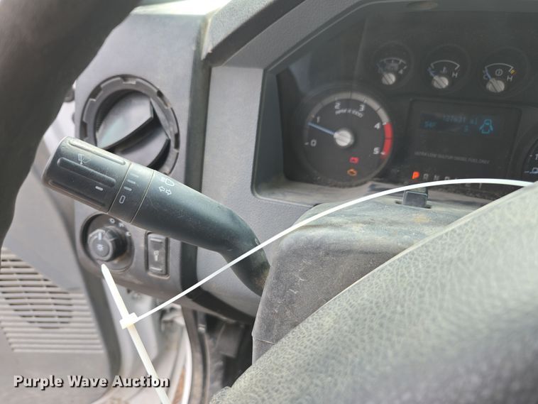 image for item YA1004 2015 Ford F450 Super Duty flatbed truck