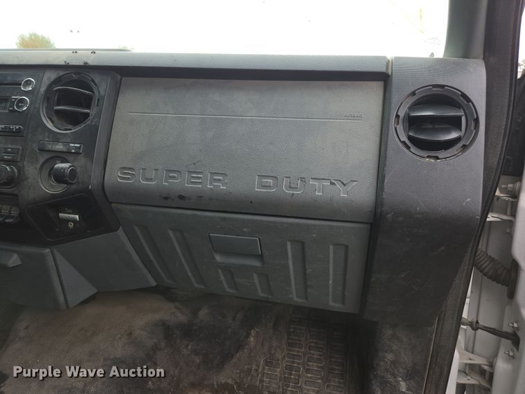 image for item YA1004 2015 Ford F450 Super Duty flatbed truck