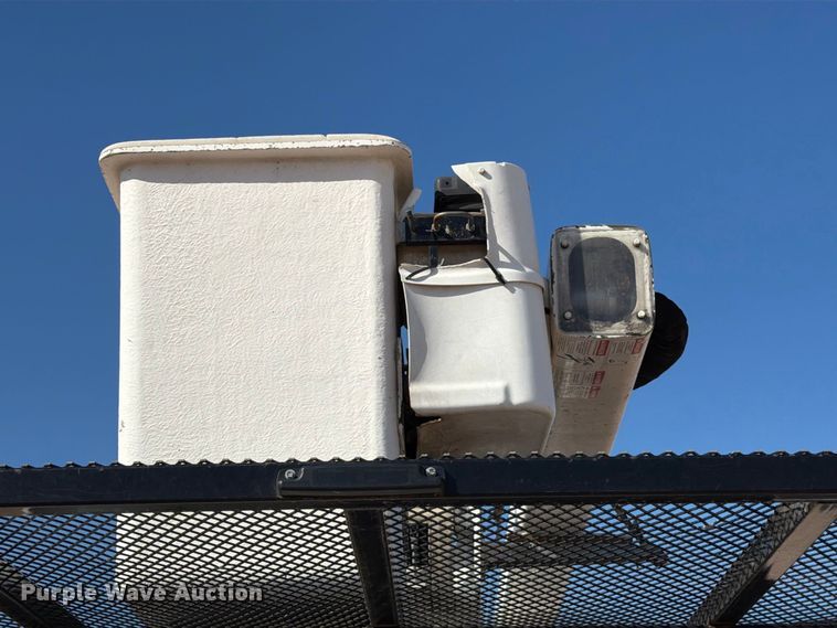 image for item YA4107 2020 Freightliner Business Class M2 forestry bucket truck