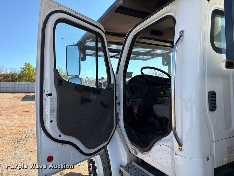 image for item YA4107 2020 Freightliner Business Class M2 forestry bucket truck