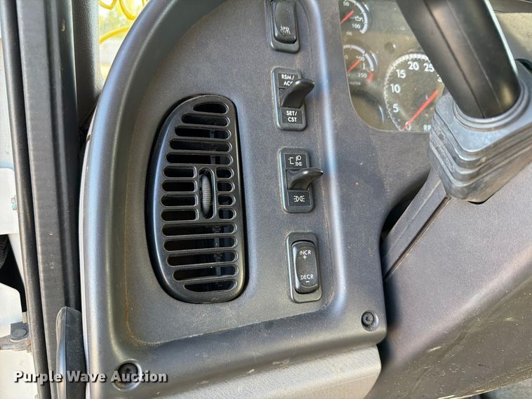 image for item YA4107 2020 Freightliner Business Class M2 forestry bucket truck
