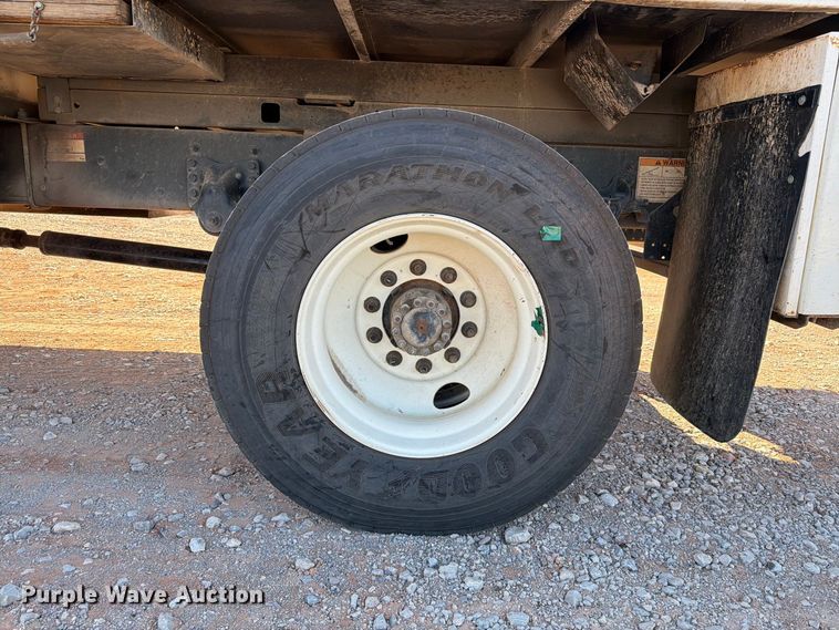 image for item YA4107 2020 Freightliner Business Class M2 forestry bucket truck