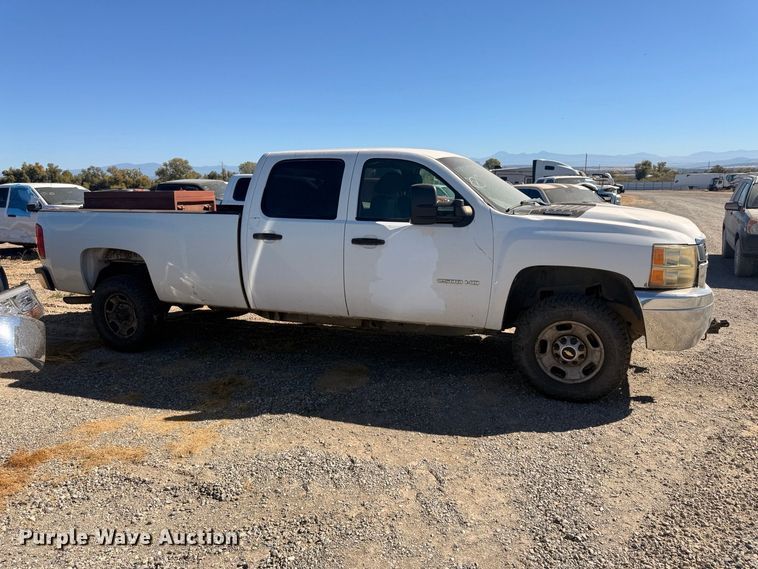image for item YA4141 2012 Chevrolet Silverado Crew Cab pickup truck