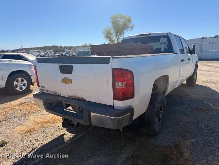 image for item YA4141 2012 Chevrolet Silverado Crew Cab pickup truck