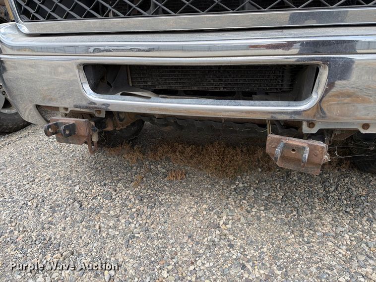 image for item YA4141 2012 Chevrolet Silverado Crew Cab pickup truck
