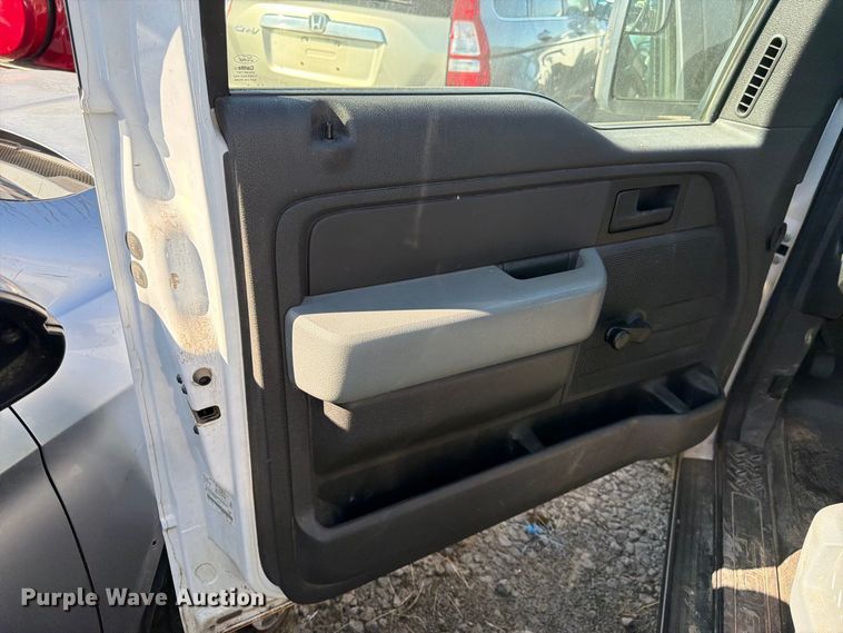 image for item YA4160 2014 Ford F150 pickup truck