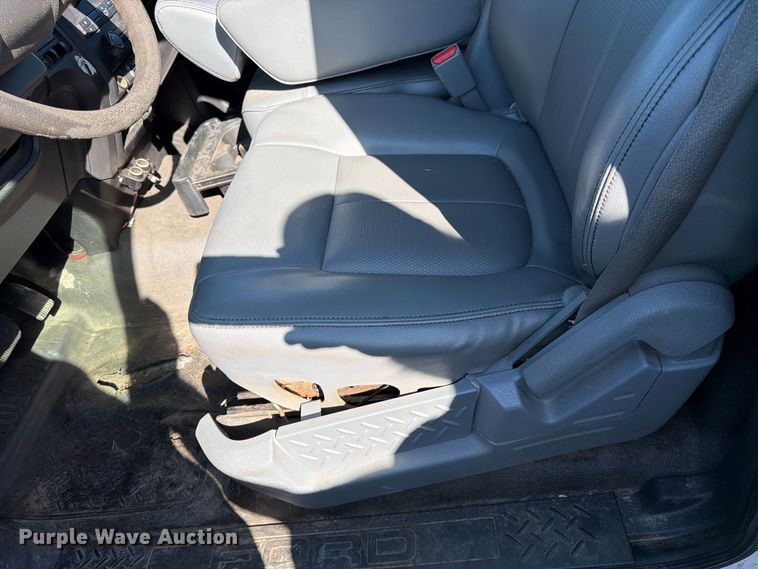 image for item YA4160 2014 Ford F150 pickup truck