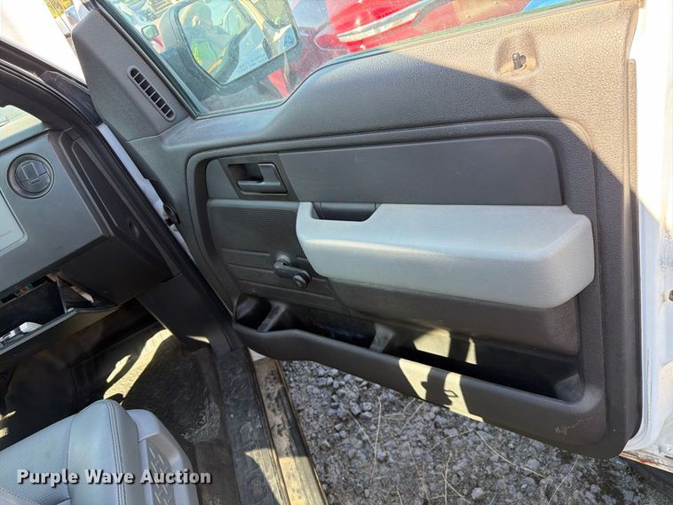 image for item YA4160 2014 Ford F150 pickup truck