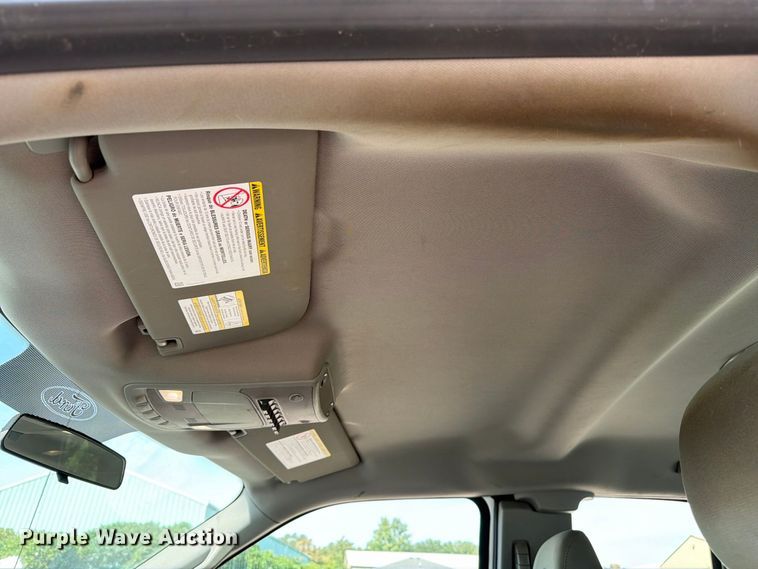 image for item YA4285 2019 Ford F350 Super Duty Ext. Cab pickup truck