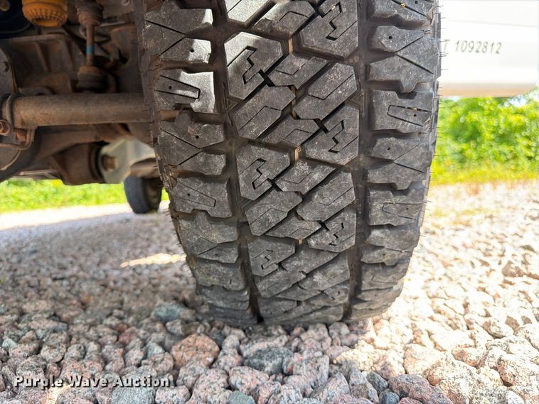 image for item YA4285 2019 Ford F350 Super Duty Ext. Cab pickup truck