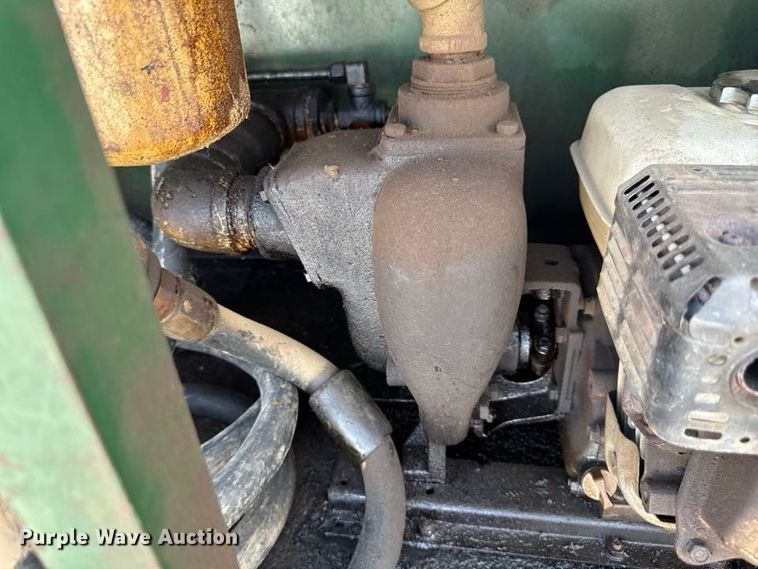 image for item YA4289 2005 HMDE fuel trailer