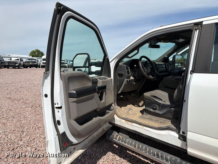 image for item YA4472 2017 Ford F350 Super Duty Ext. Cab utility bed pickup truck