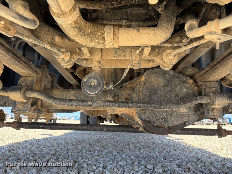 image for item YA4481 2022 Chevrolet 5500HD flatbed truck