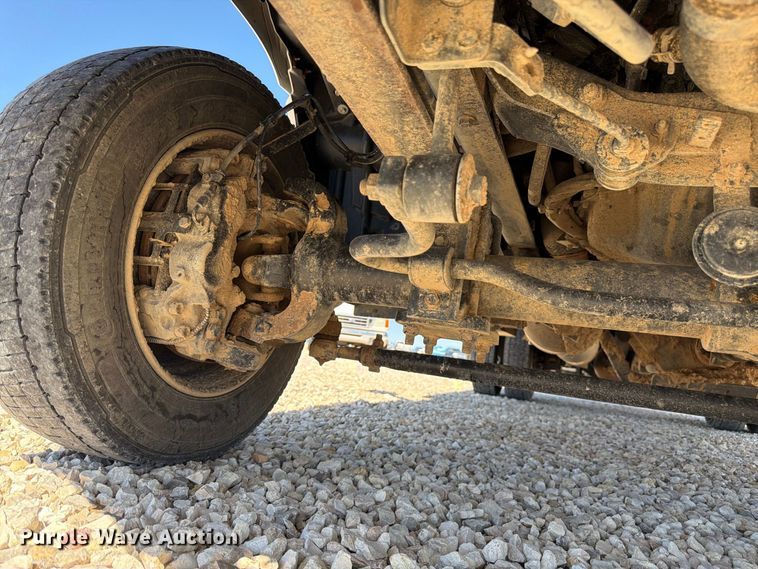 image for item YA4481 2022 Chevrolet 5500HD flatbed truck