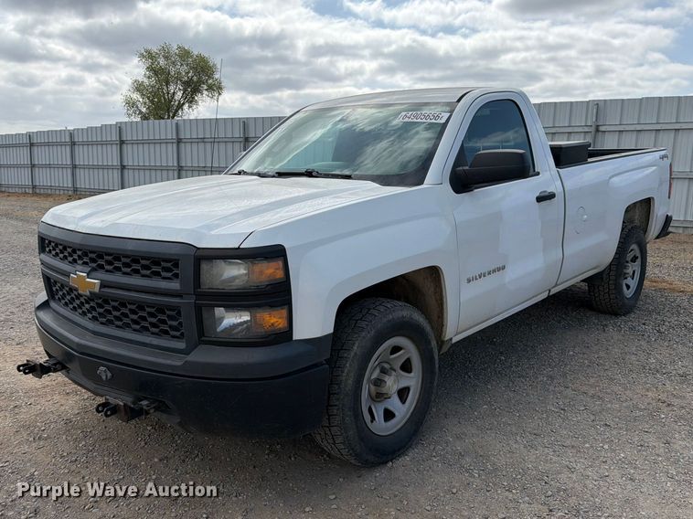 2014 Chevrolet Silverado pickup truck