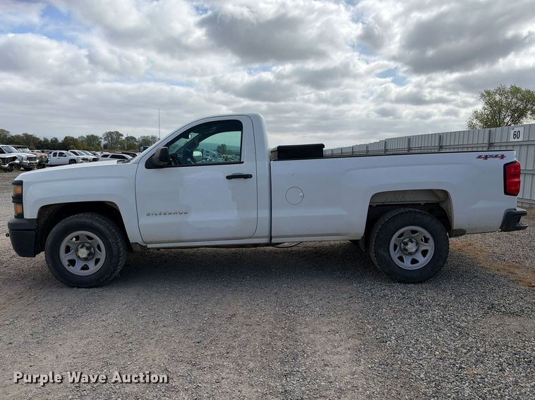 image for item YA4598 2014 Chevrolet Silverado pickup truck