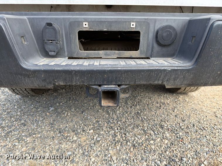 image for item YA4598 2014 Chevrolet Silverado pickup truck