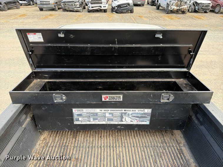 image for item YA4598 2014 Chevrolet Silverado pickup truck
