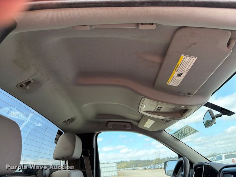 image for item YA4598 2014 Chevrolet Silverado pickup truck